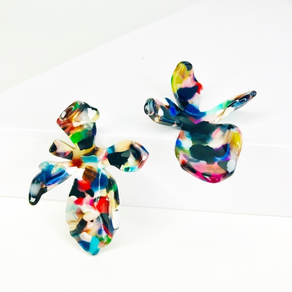 RESTOCKED Lily Stud Earring in Multicolor - Picture 2 of 8